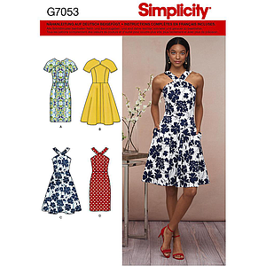 Patron Simplicity 7053 robe pour femme