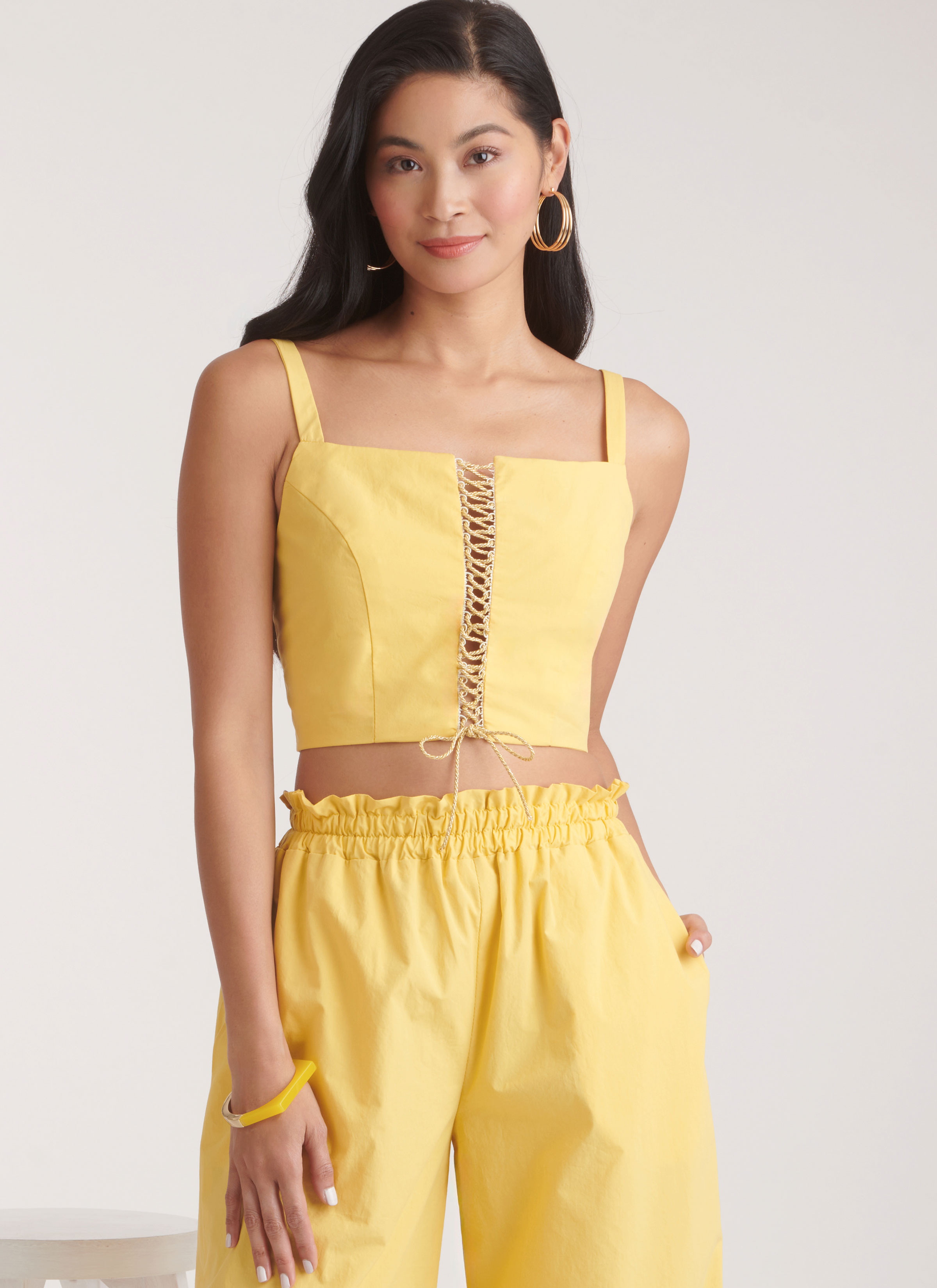 Patron New Look 6779 - Brassière et Pantalon pour Jeunes Femmes