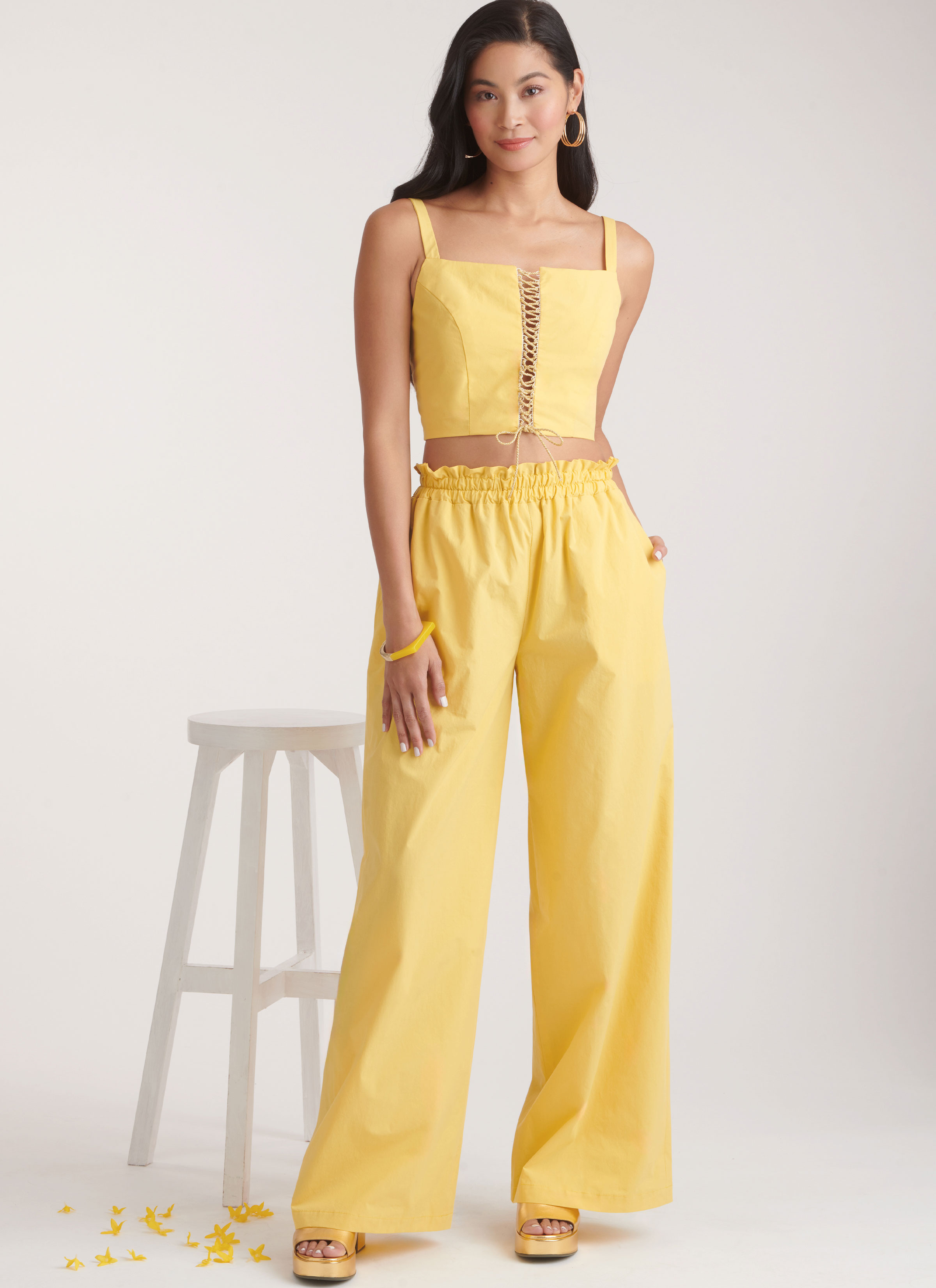 Patron New Look 6779 - Brassière et Pantalon pour Jeunes Femmes