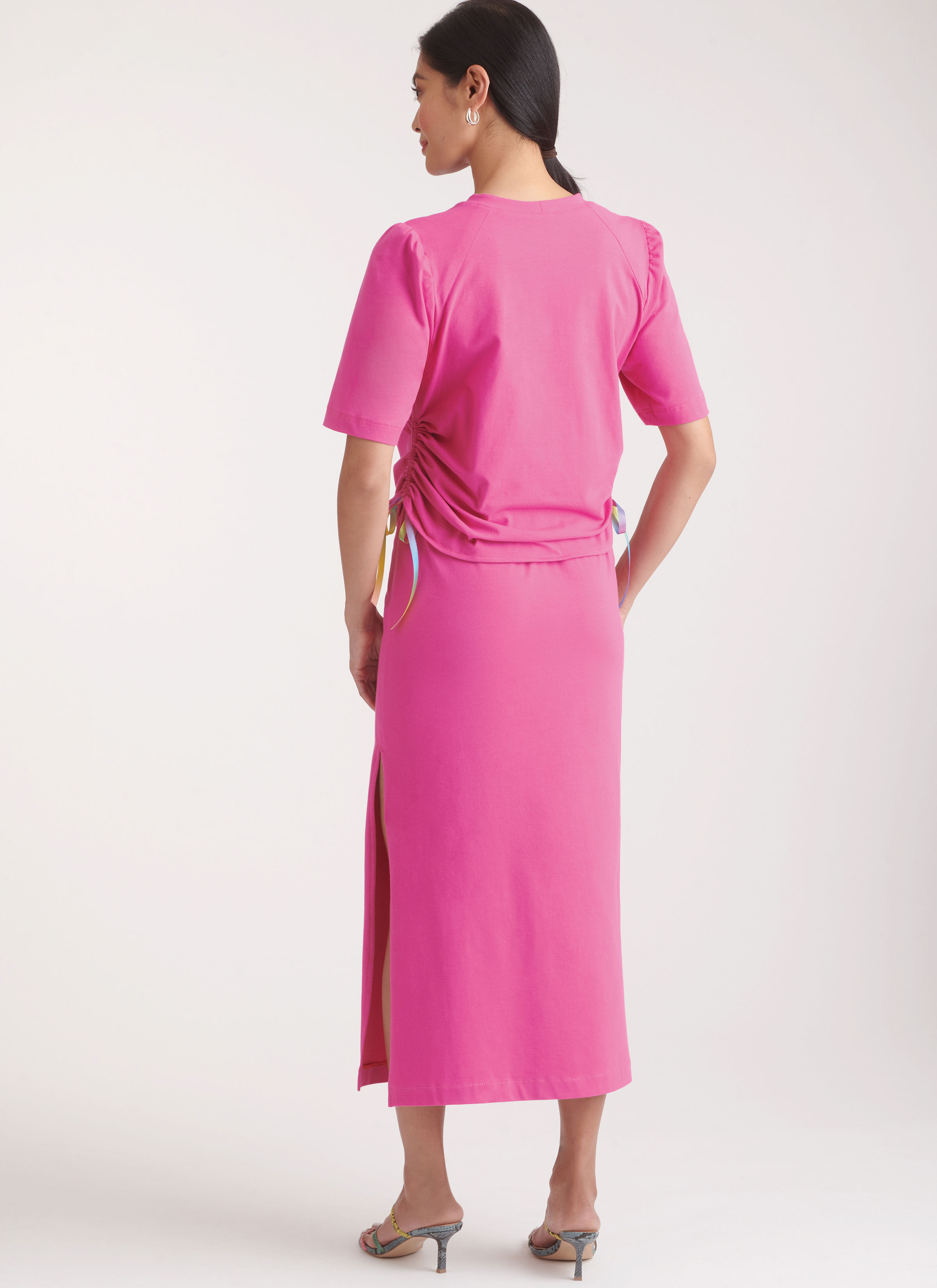 Patron New Look 6782 - Haut et Jupe en Tricot pour Jeunes Femmes
