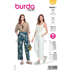 Patron Burda 5902 - Pantalons droits avec des poches du 34 au 44 (FR)